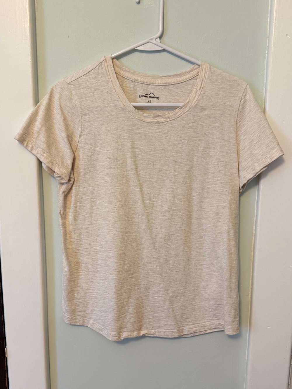 Eddie Bauer Light Cream Short-Sleeve Crewneck Tee, women’s medium #0023